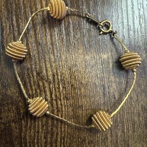 Vintage Gold Tone Wired Ball Design Bracelet Chain Bead